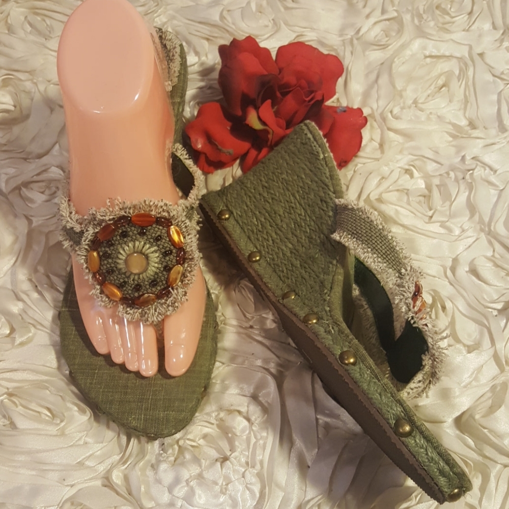 Wild Rose Womens Wedge Sandals Sz 10